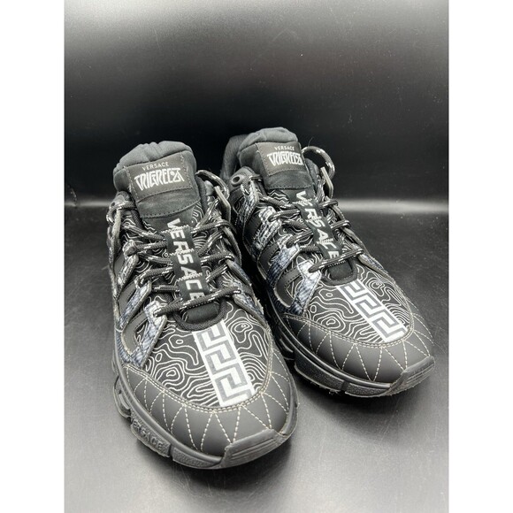 Versace Trigreca Black Men’s Size 9.5 US (42.5 EUR) NO BOX (DSU8094D18TCGD4192) main image 16